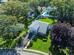 6 Linden Street, Selden NY 11784