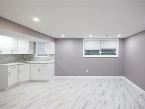 240-02 65th Avenue, Little Neck NY 11362
