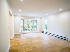 18 Durham Drive, Dix Hills NY 11746
