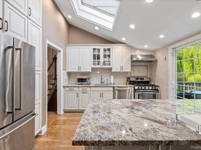 9 Flint Lane, Jericho NY 11753