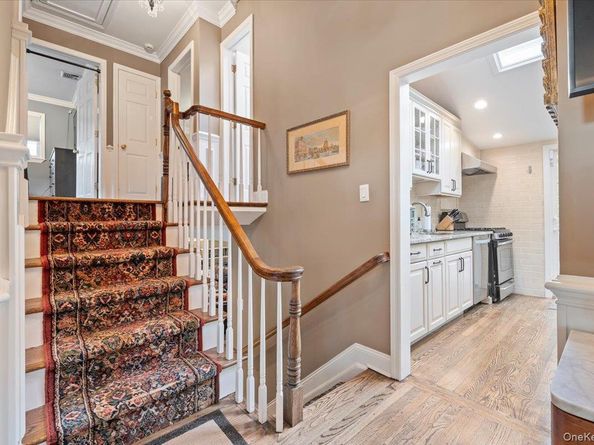 9 Flint Lane, Jericho NY 11753