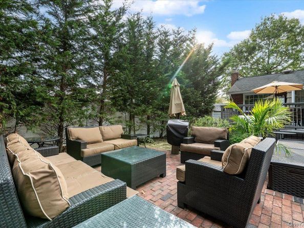 9 Flint Lane, Jericho NY 11753