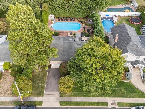 9 Flint Lane, Jericho NY 11753