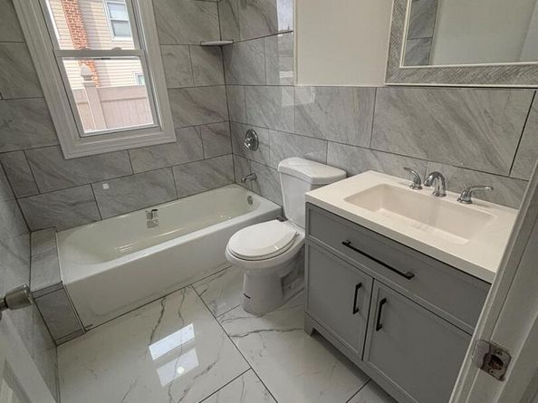 3154 Roxbury Road, Oceanside NY 11572