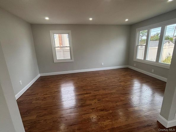 3154 Roxbury Road, Oceanside NY 11572