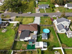 70 Trafalgar Drive, Shirley NY 11967