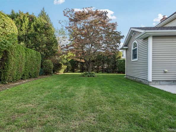 470 Argyle Road, Mineola NY 11501