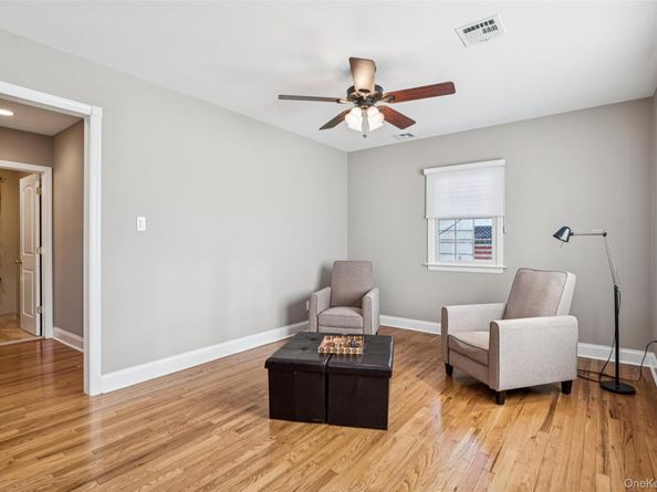 470 Argyle Road, Mineola NY 11501