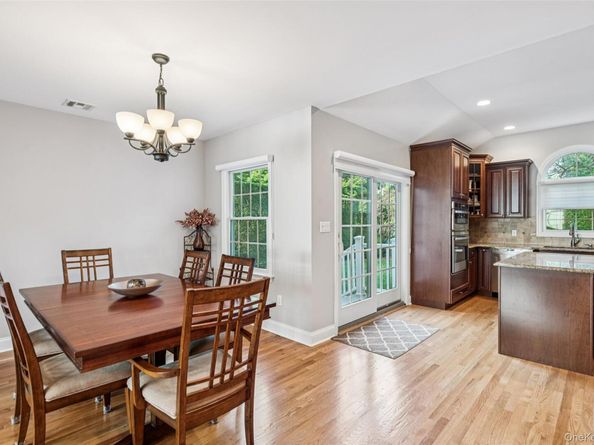 470 Argyle Road, Mineola NY 11501