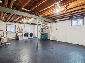 470 Argyle Road, Mineola NY 11501