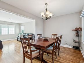470 Argyle Road, Mineola NY 11501
