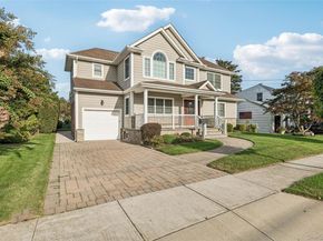 470 Argyle Road, Mineola NY 11501