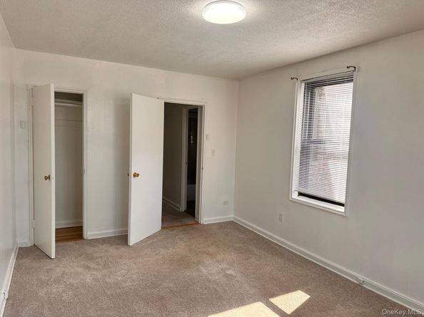 150-11 72nd Road 6F, Flushing NY 11367
