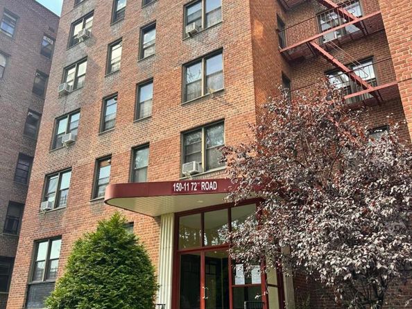 150-11 72nd Road 6F, Flushing NY 11367