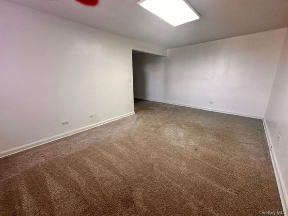 150-11 72nd Road 6F, Flushing NY 11367
