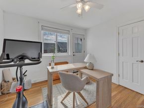 73-20 263rd Street G, Glen Oaks NY 11004