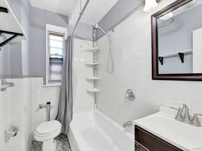 141-24 78th Avenue 2B, Kew Garden Hills NY 11367