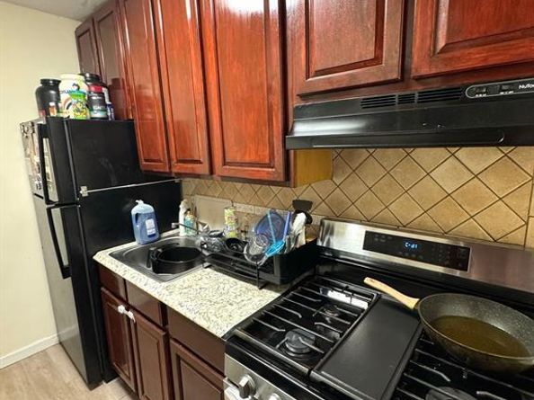 141-24 78th Avenue 2B, Kew Garden Hills NY 11367