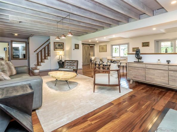 35 Highland Road, Glen Cove NY 11542