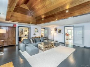 35 Highland Road, Glen Cove NY 11542