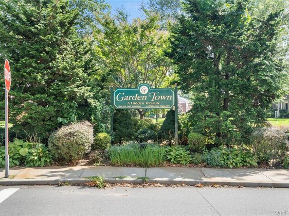 1195 East Broadway L23, Hewlett NY 11557