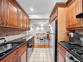 1195 East Broadway L23, Hewlett NY 11557