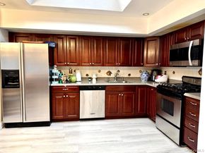 20607 Emily Road 3, Bayside NY 11360