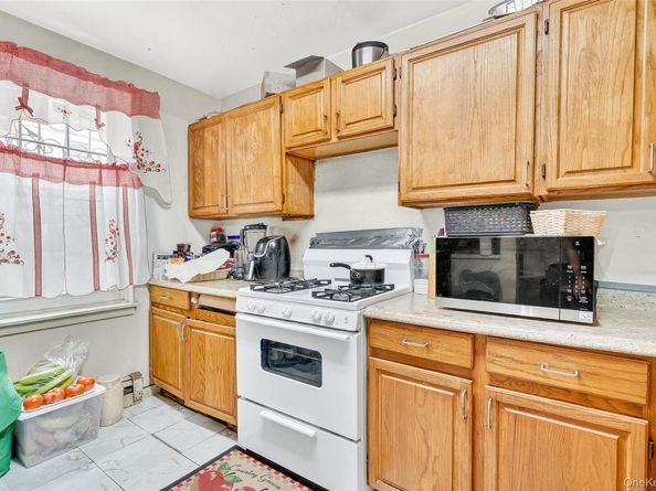 142 W 175th Street, Bronx NY 10453
