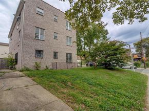 1056 E 215th Street, Bronx NY 10469
