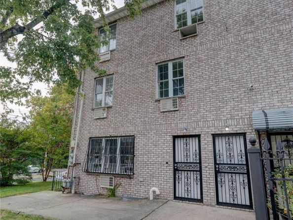 1056 E 215th Street, Bronx NY 10469