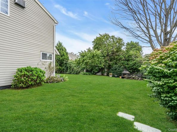 29 Crystal Lane, Westbury NY 11590