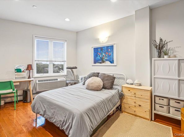 14906 Northern Boulevard 504, Flushing NY 11354