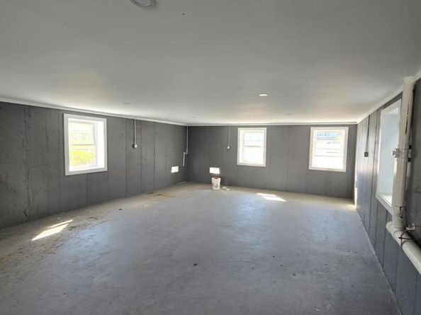 453 Beach 45 st, Far Rockaway NY 11691