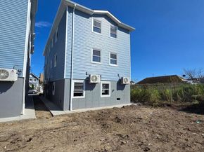 453 Beach 45 st, Far Rockaway NY 11691