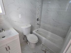453 Beach 45 st, Far Rockaway NY 11691