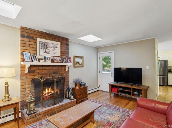 126 Carley Avenue, Huntington NY 11743