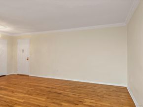 30 Pearsall Avenue 2F, Glen Cove NY 11542