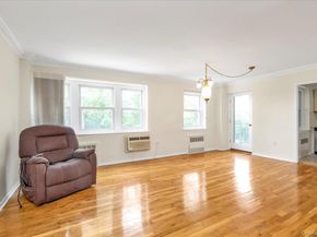 30 Pearsall Avenue 2F, Glen Cove NY 11542