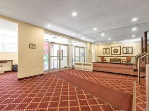 30 Pearsall Avenue 2F, Glen Cove NY 11542