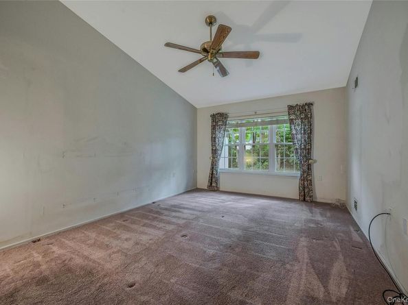 244 Glen Drive, Ridge NY 11961
