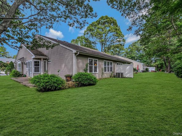 244 Glen Drive, Ridge NY 11961
