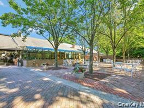 244 Glen Drive, Ridge NY 11961