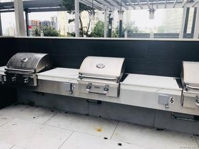 13103 40 Road 11Q, Flushing NY 11354