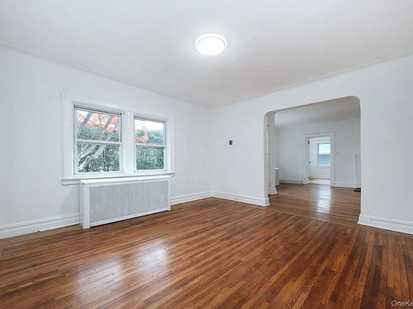 4 Pine Brook Drive, Larchmont NY 10538