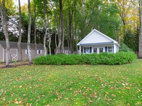 Undisclosed Address #930685, Manorville NY 11949