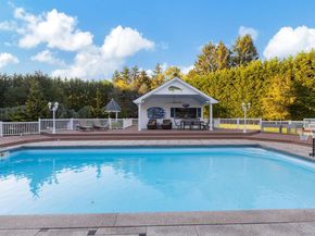 Undisclosed Address #930685, Manorville NY 11949