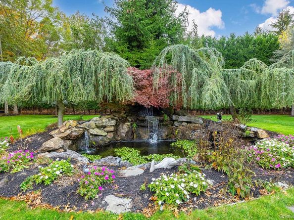 Undisclosed Address #930685, Manorville NY 11949