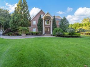 Undisclosed Address #930685, Manorville NY 11949