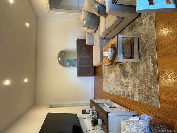 56 Pondfield Road W 4A, Bronxville NY 10708