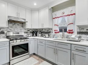 22235 Davenport Avenue, Queens Village NY 11428